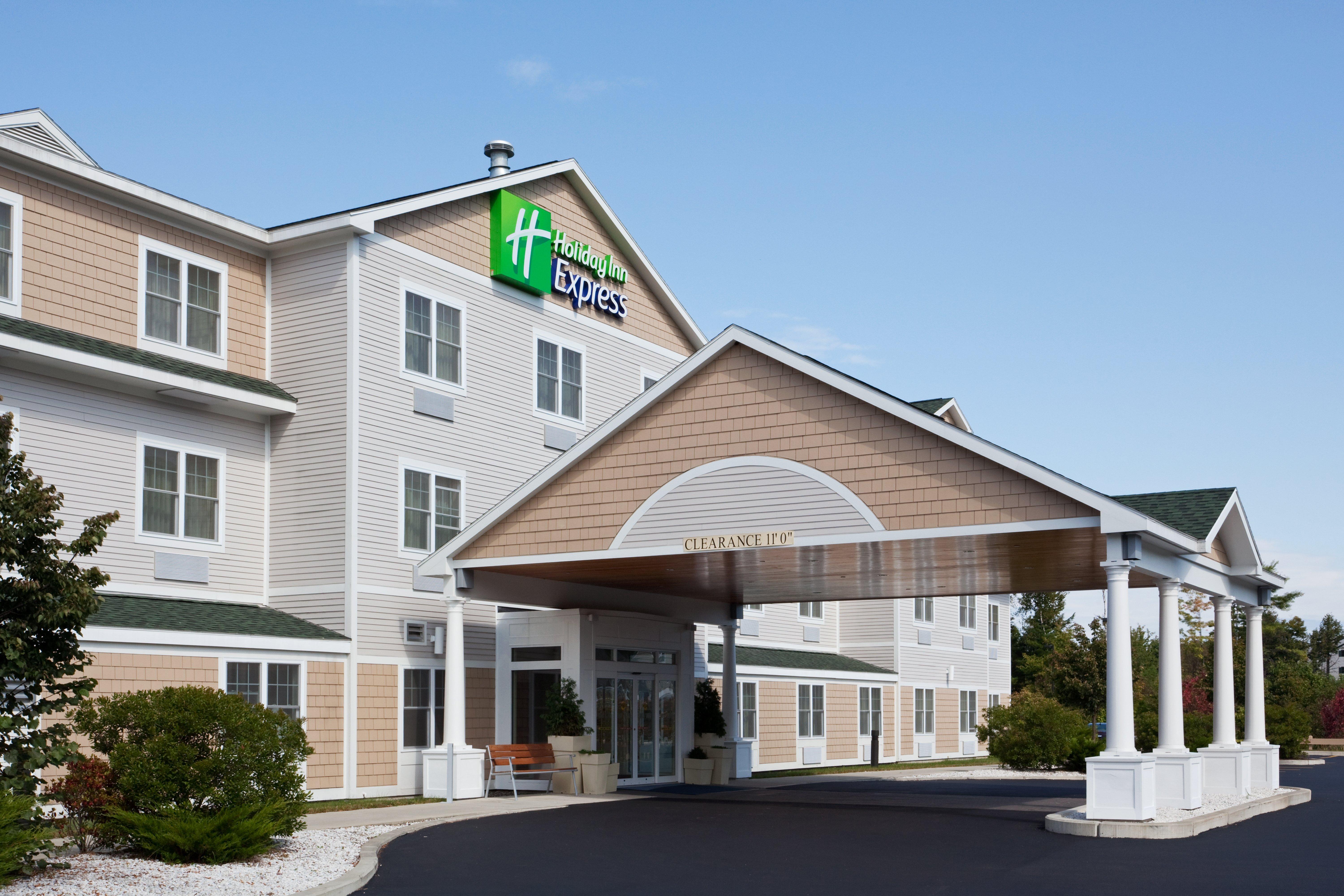 Holiday Inn Express Hotel & Suites Freeport By Ihg Exterior photo