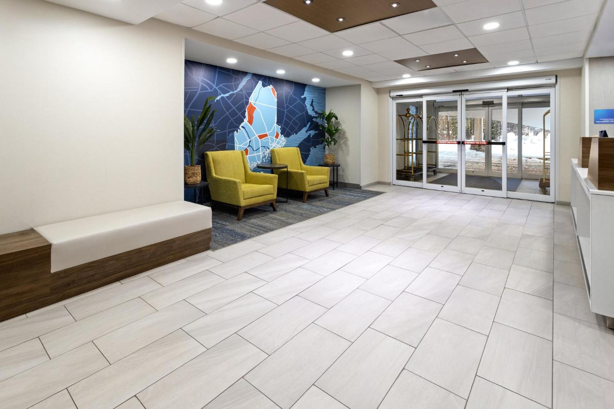 Holiday Inn Express Hotel & Suites Freeport By Ihg Exterior photo