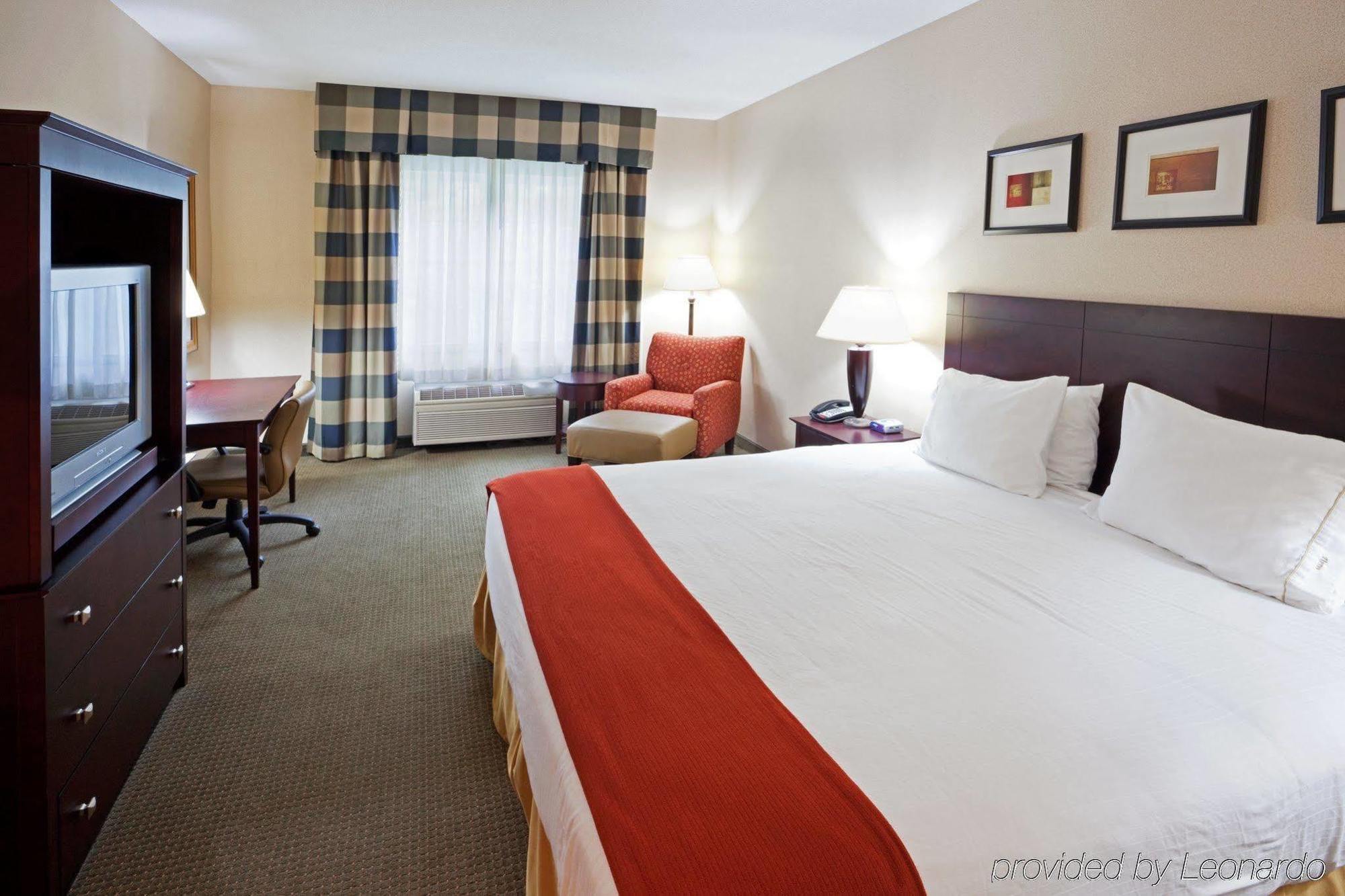 Holiday Inn Express Hotel & Suites Freeport By Ihg Exterior photo